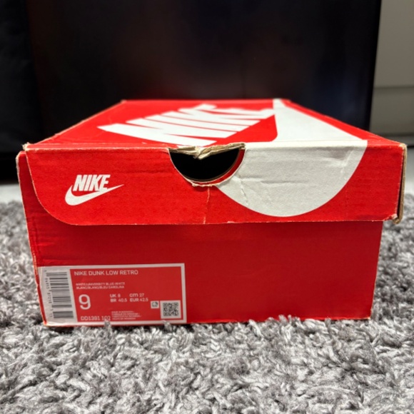 Nike Dunk Low UNC Style # DD1391-102 Men's Size 9 University Blue White - Picture 6 of 7